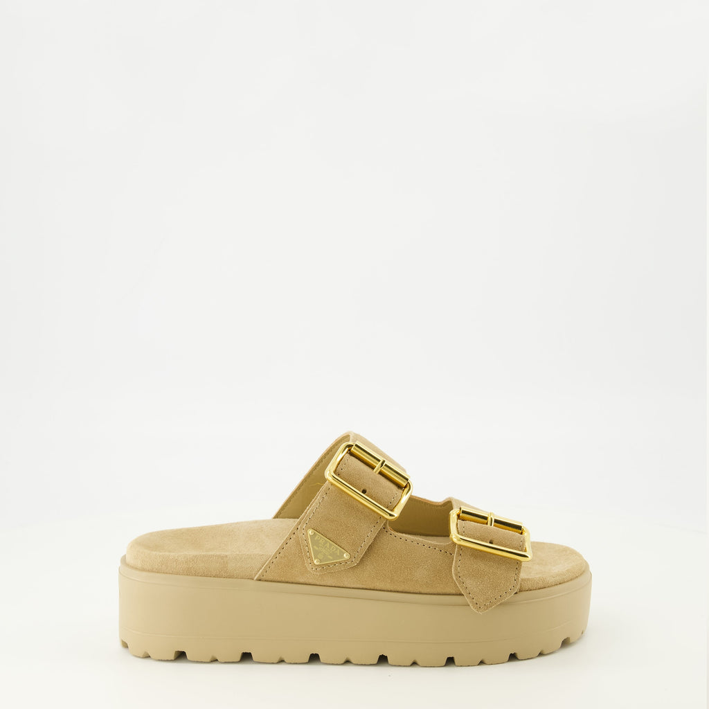 Imagen de mules de plataforma en terciopelo beige de Prada para mujeres - Temporada Primavera-Verano 2026 - Vista lateral derecha