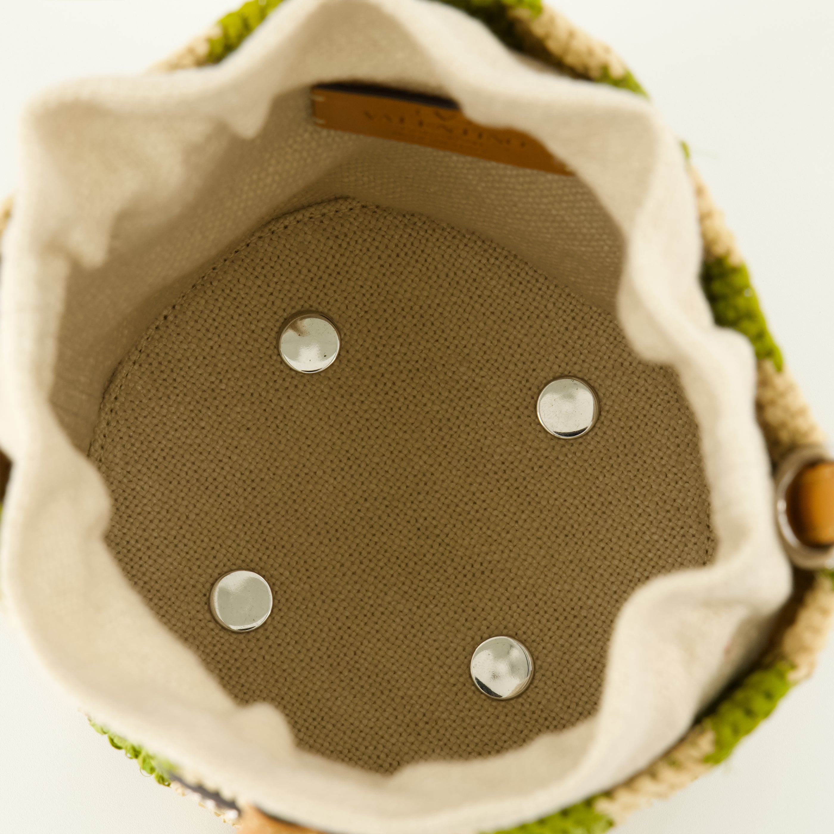 Piccola Borsa a Secchiello Striata Verde in Raffia