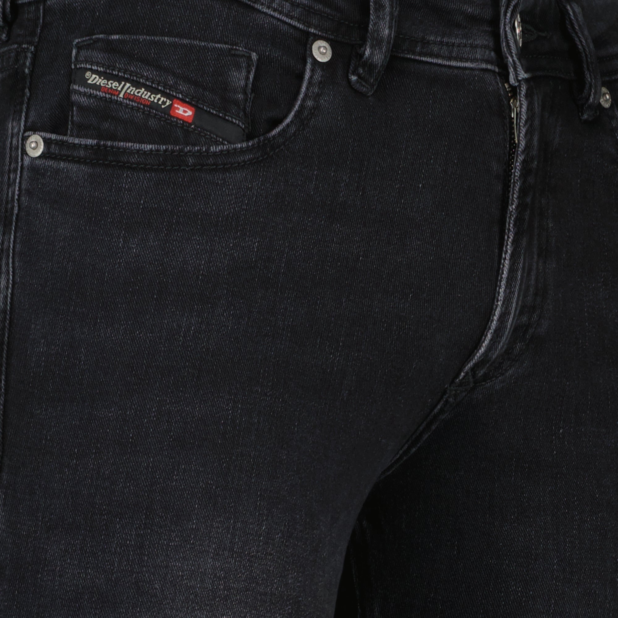 Diesel jeans, slim fit denim, black denim, five-pocket jeans, Jean Sleenker