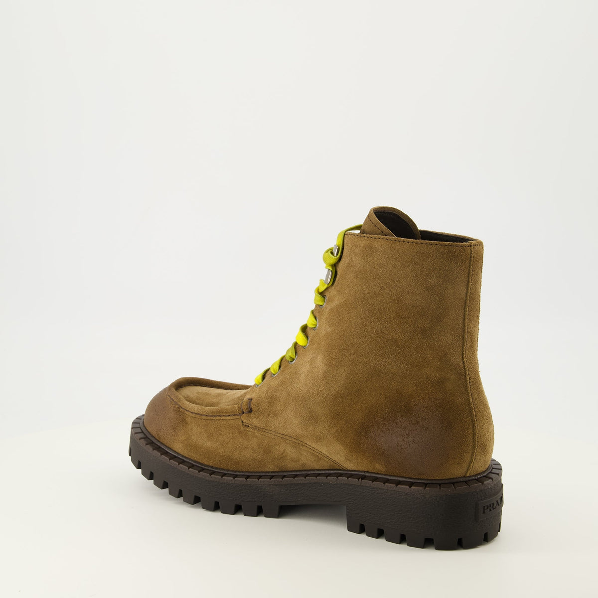 Bottines à lacets en daim marron