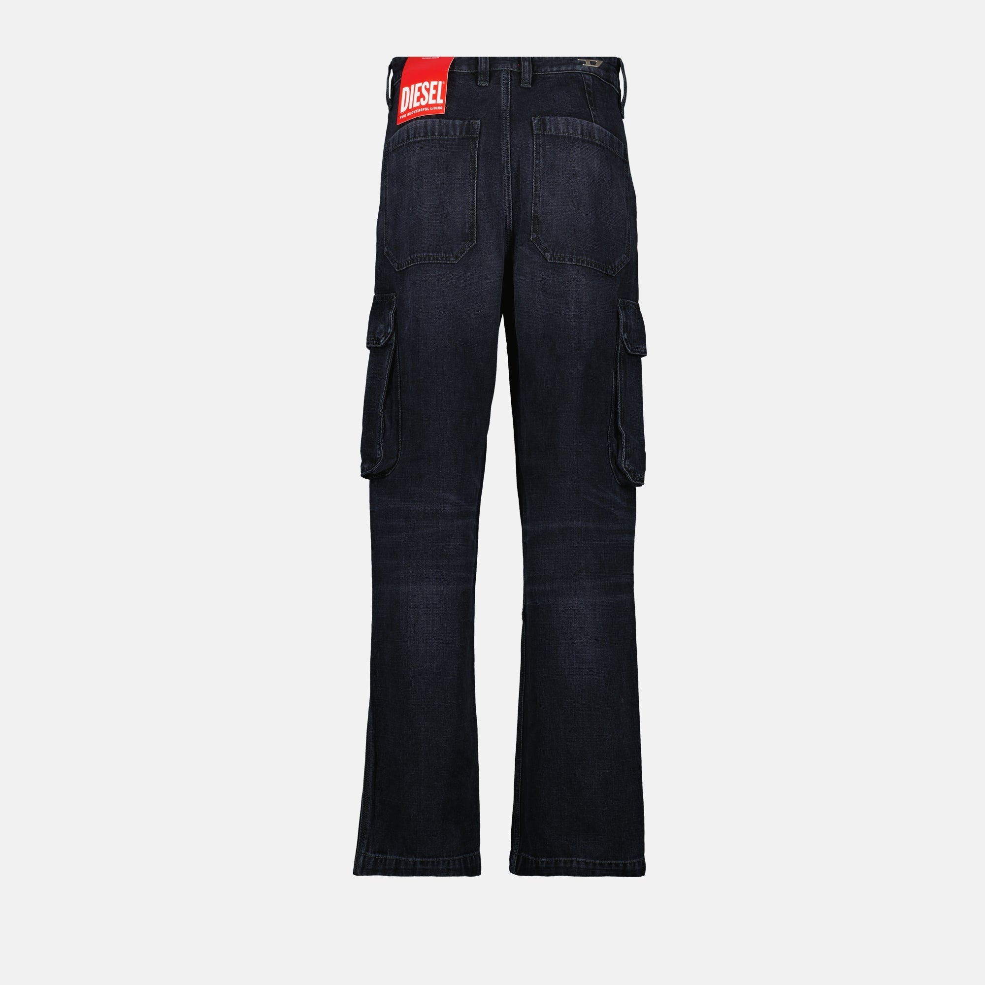 Image of Black Denim Cargo Pants by Diesel for Men - Season Spring-Summer 2025 - Detail View 2