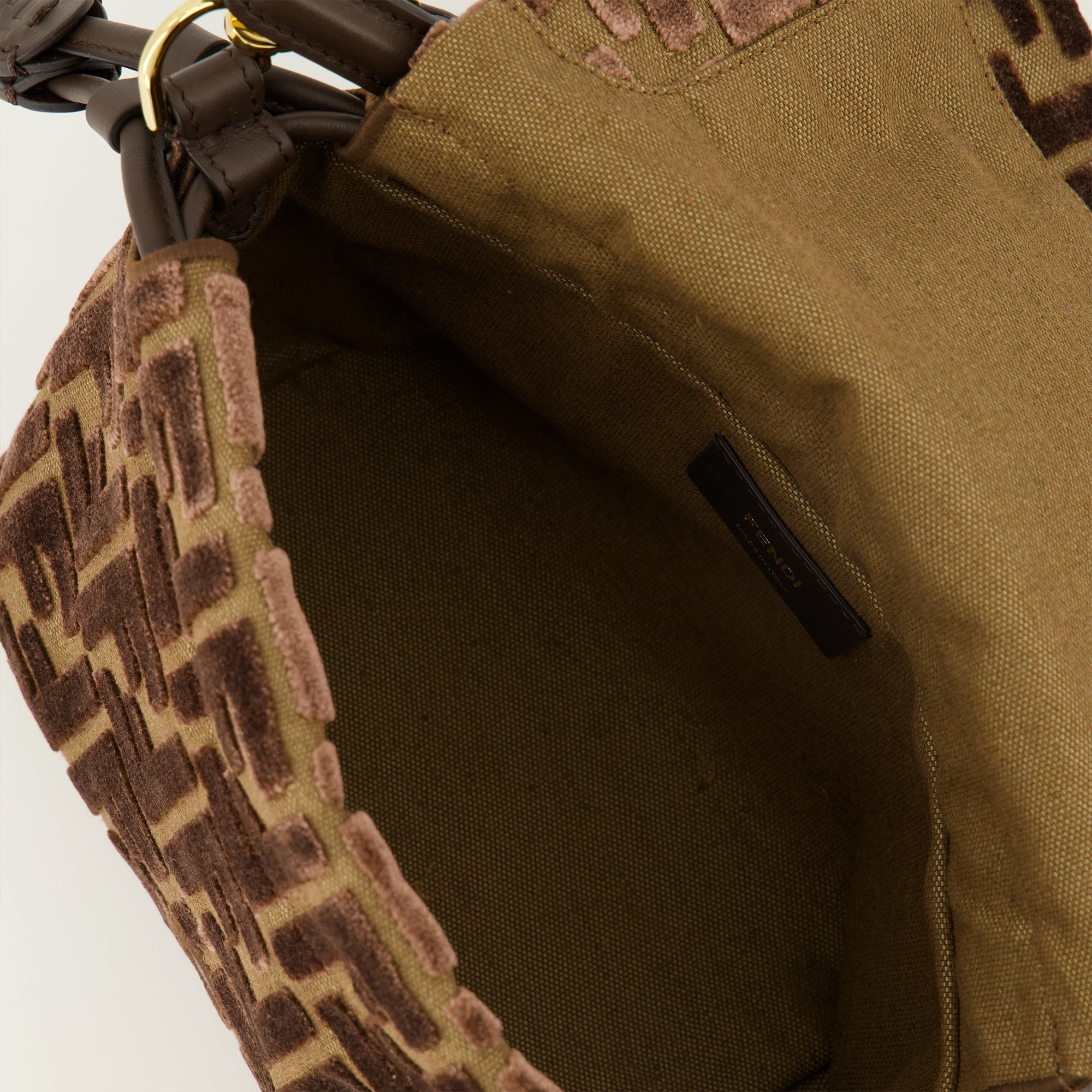 Fendi, La Mamma Baguette, velvet bag, luxury accessories, designer handbag