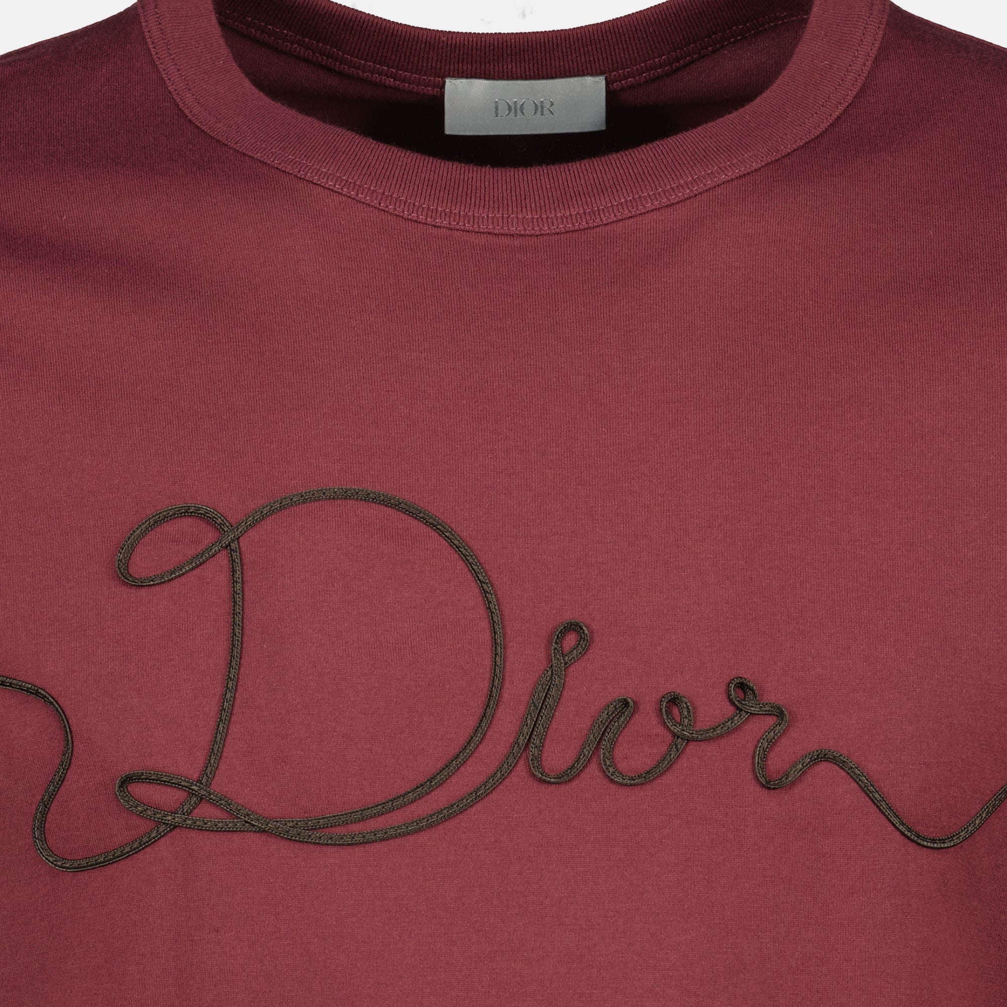Image of Dior Ribbon Bordeaux T-Shirt by Dior for Men - Season Spring-Summer 2026 - Detail View 1