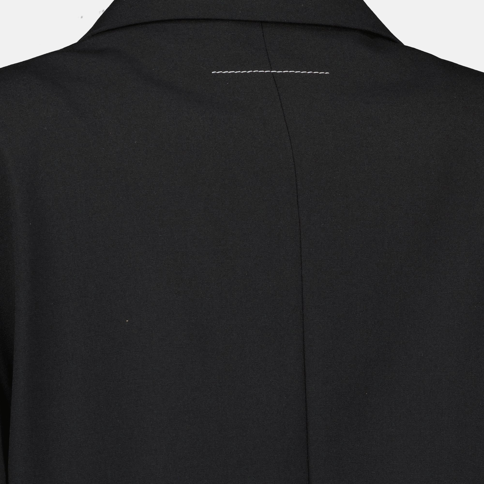 MM6ブラックウールブレザーの画像 - Mm6による女性用 - シーズン春夏2026 - 詳細ビュー2