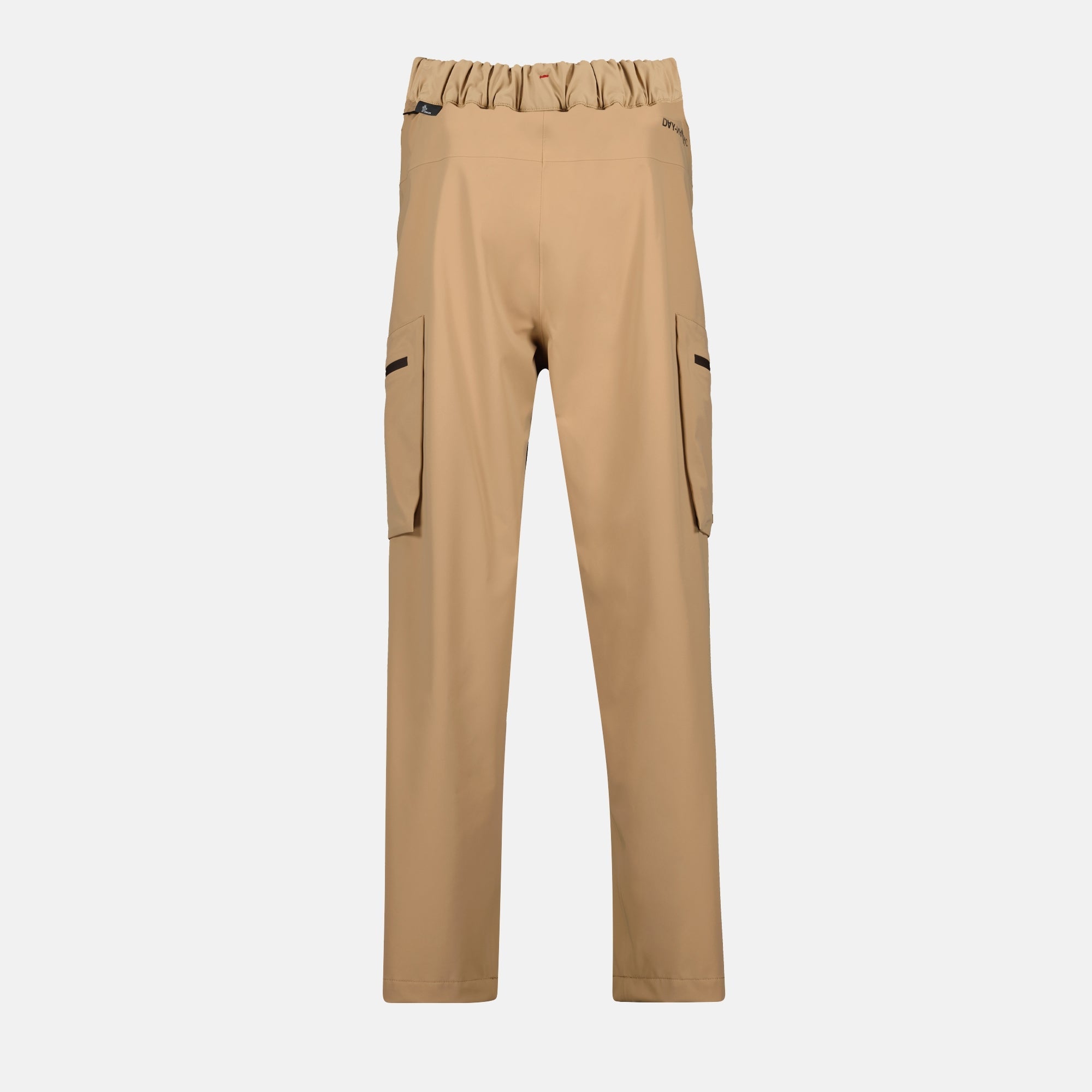 Imagen de pantalones cargo beige de Moncler Grenoble para mujeres - Temporada Otoño-Invierno 2024 - Vista trasera