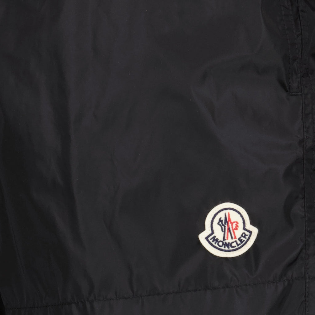Badeshorts mit Schwarzem Logo