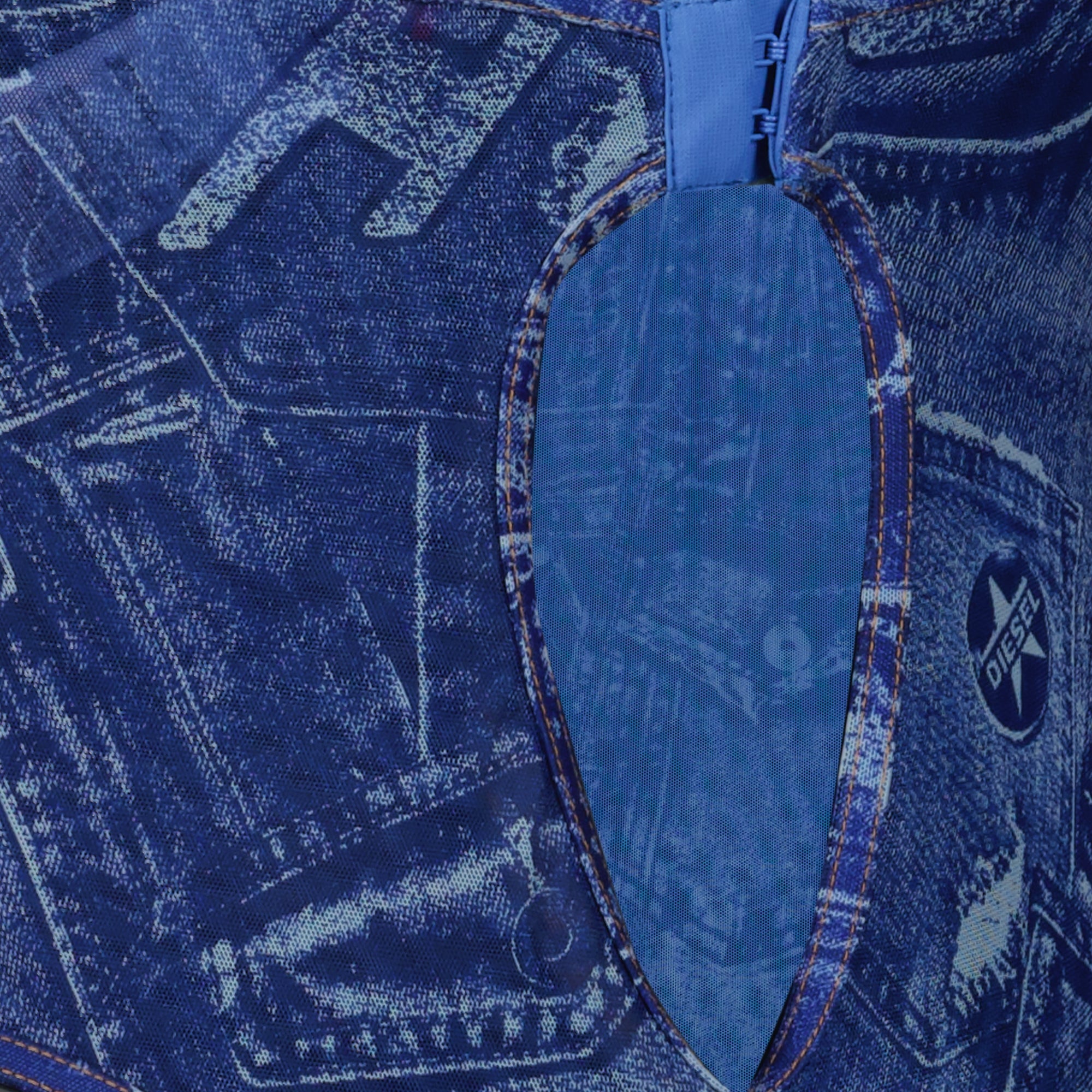 여성을 위한 디젤의 브리짓-DNM 블루 진 이미지 - 시즌 2026 봄-여름 - 상세 보기 2