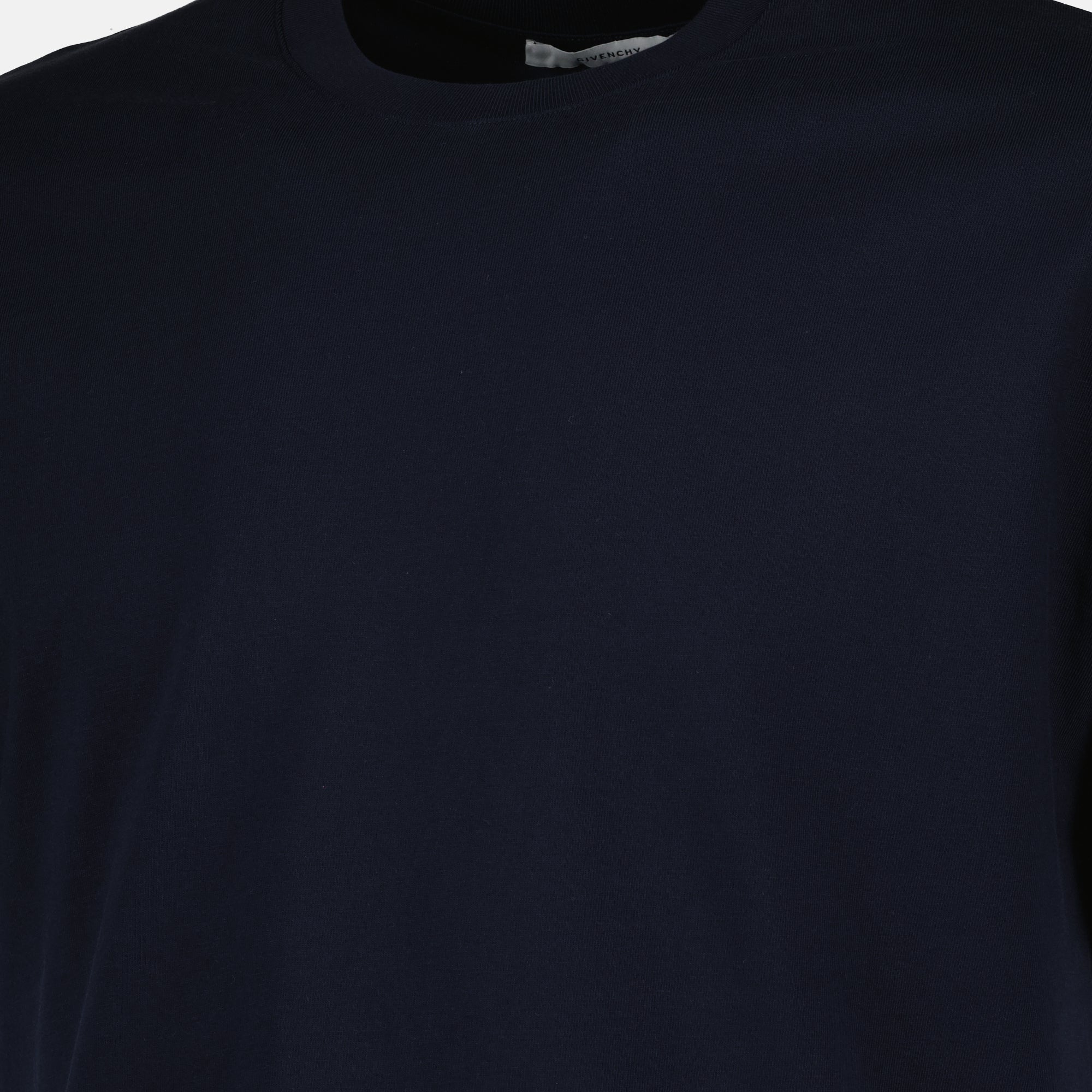 Image of Givenchy Signature Printed T-Shirt by Givenchy for Men - Season Autumn-Winter 2025 - Detail View 7