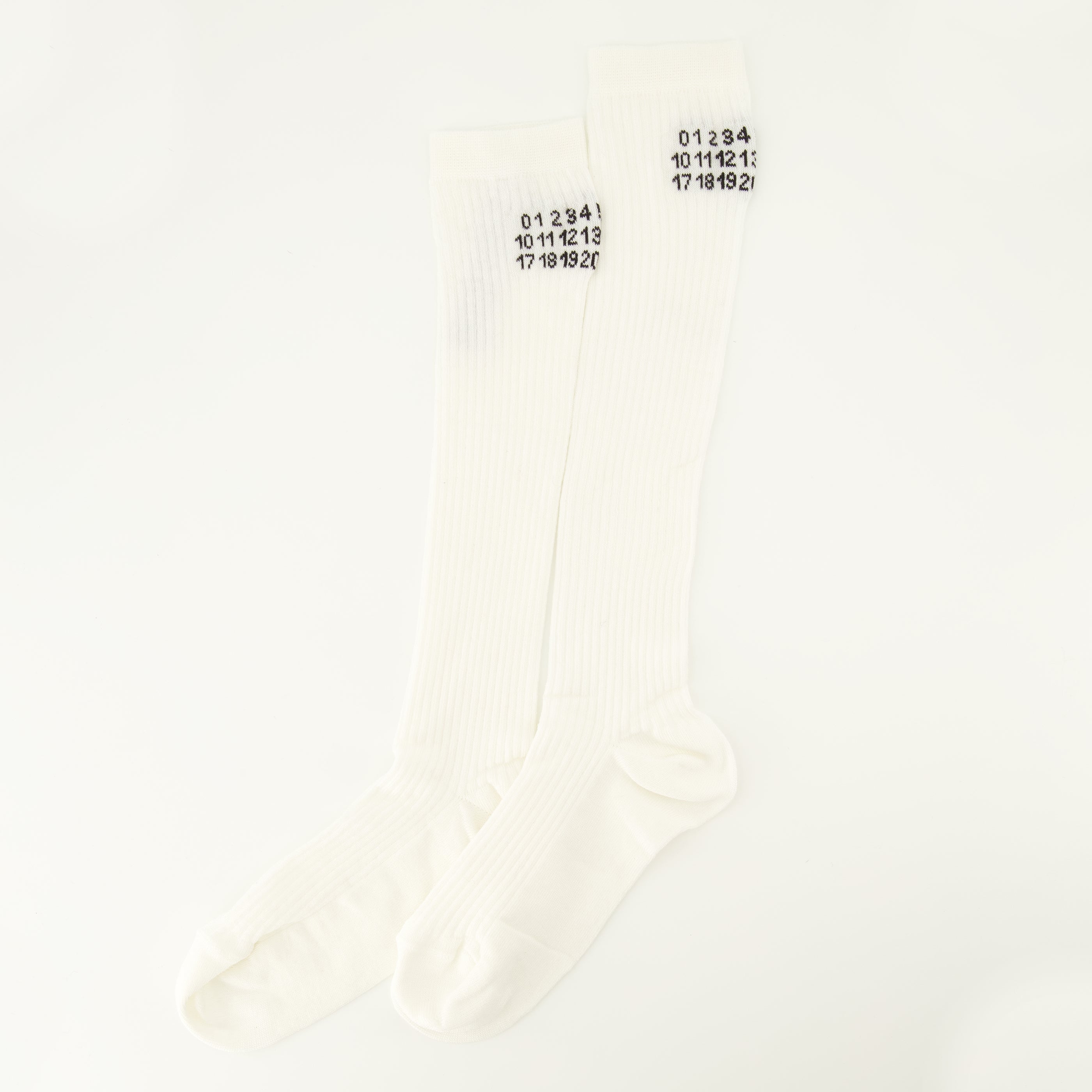 Chaussettes Blanches à Ribs Mi-Mollet