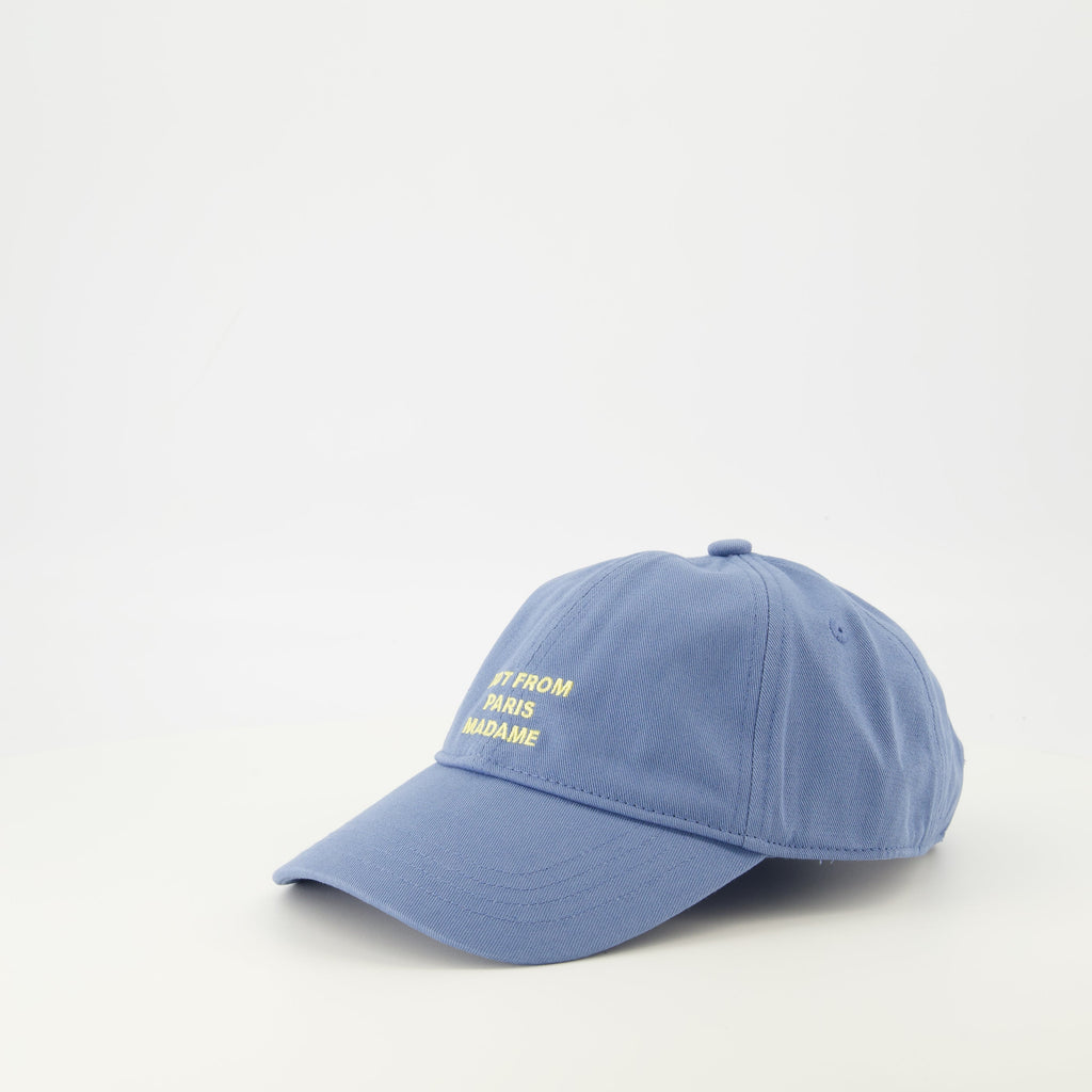 Imagem da capa azul com slogan da Drole De Monsieur para homens - Temporada Primavera-Verão 2026 - Vista Traseira