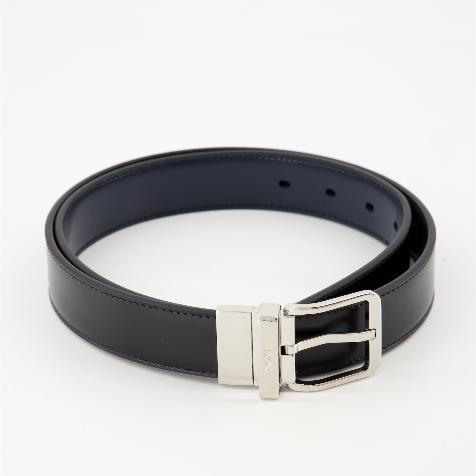 reversible leather belt, Dior belt, luxury accessory, black and navy belt, smooth leather belt
