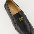 Image of VLogo Black Leather Espadrilles by Valentino Garavani for Men - Season Spring-Summer 2025 - Product detail view 4