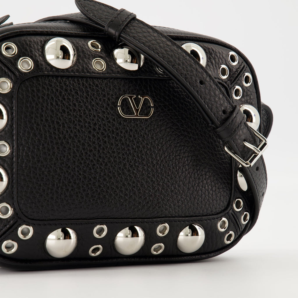 Image du Pouch Nellcôte par Valentino Garavani pour femmes - Saison Automne-Hiver 2025 - Détail Vue 1