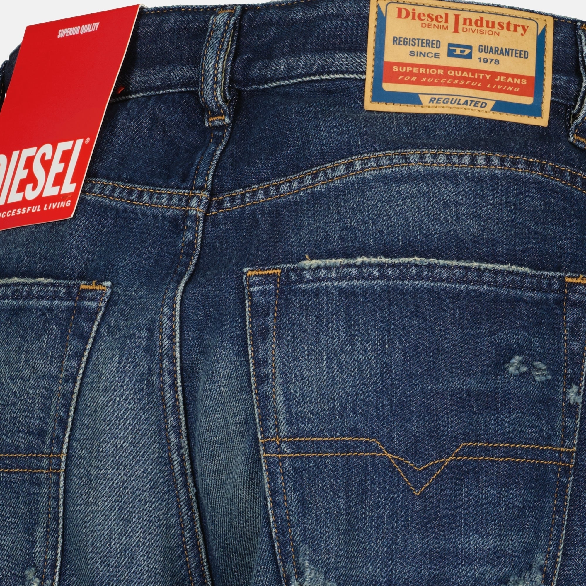 Diesel jeans, D-Sire 1996, faded blue denim, relaxed fit jeans, five-pocket design