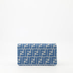 여성을 위한 Fendi의 데님 체인 백기우스트 지갑 이미지 - 시즌 봄-여름 2025 - 제품 세부 정보 보기 1