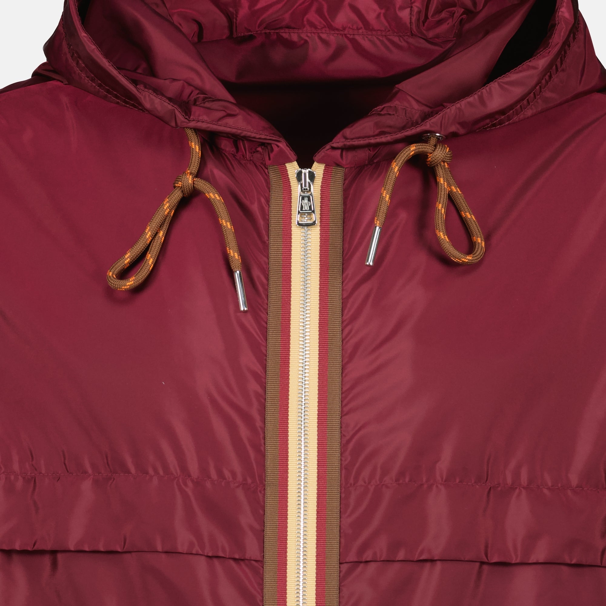 Image of Nidge Windbreaker by Moncler for Men - Season Spring-Summer 2026 - Detail View 2