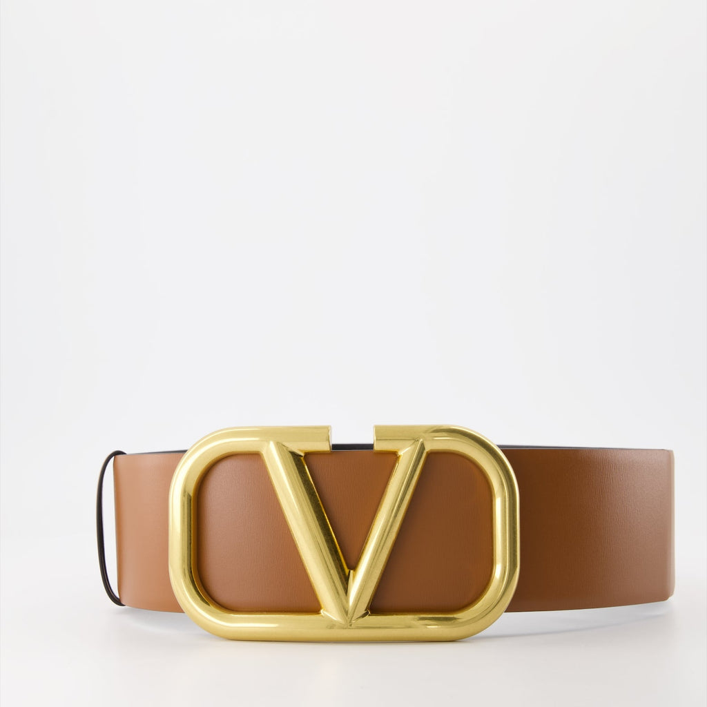 Image of VLogo Leather Belt by Valentino Garavani for Women - Season Spring-Summer 2025 - Front View