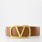 Image of VLogo Leather Belt by Valentino Garavani for Women - Season Spring-Summer 2025 - Front View