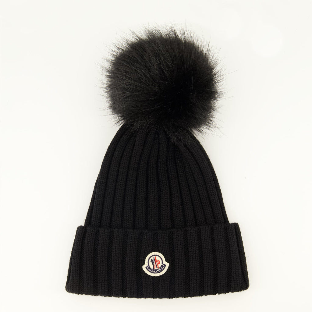 Gorro de lana con pompón