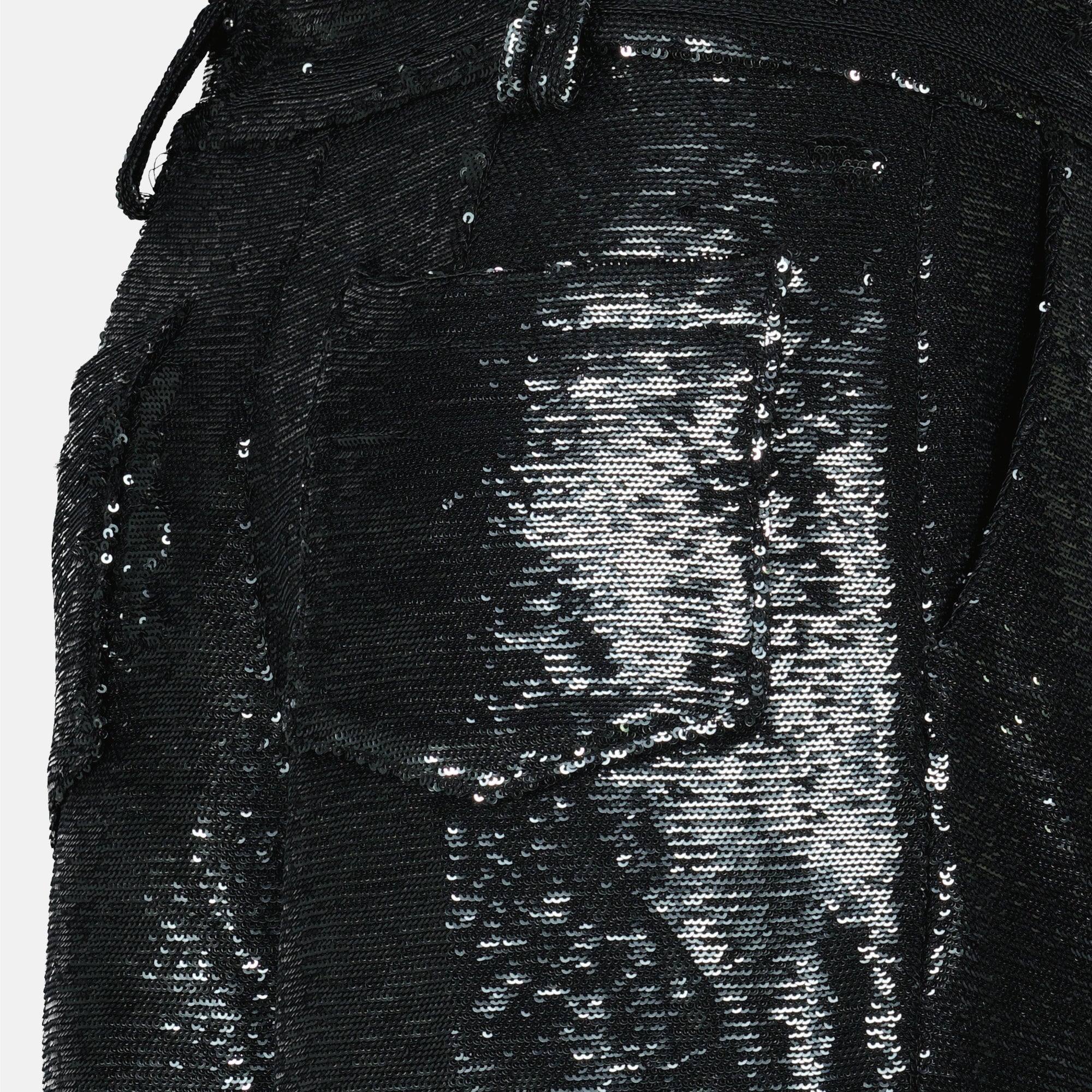 silver sequin shorts, Nucas shorts, high-waisted shorts, summer fashion, elegant shorts