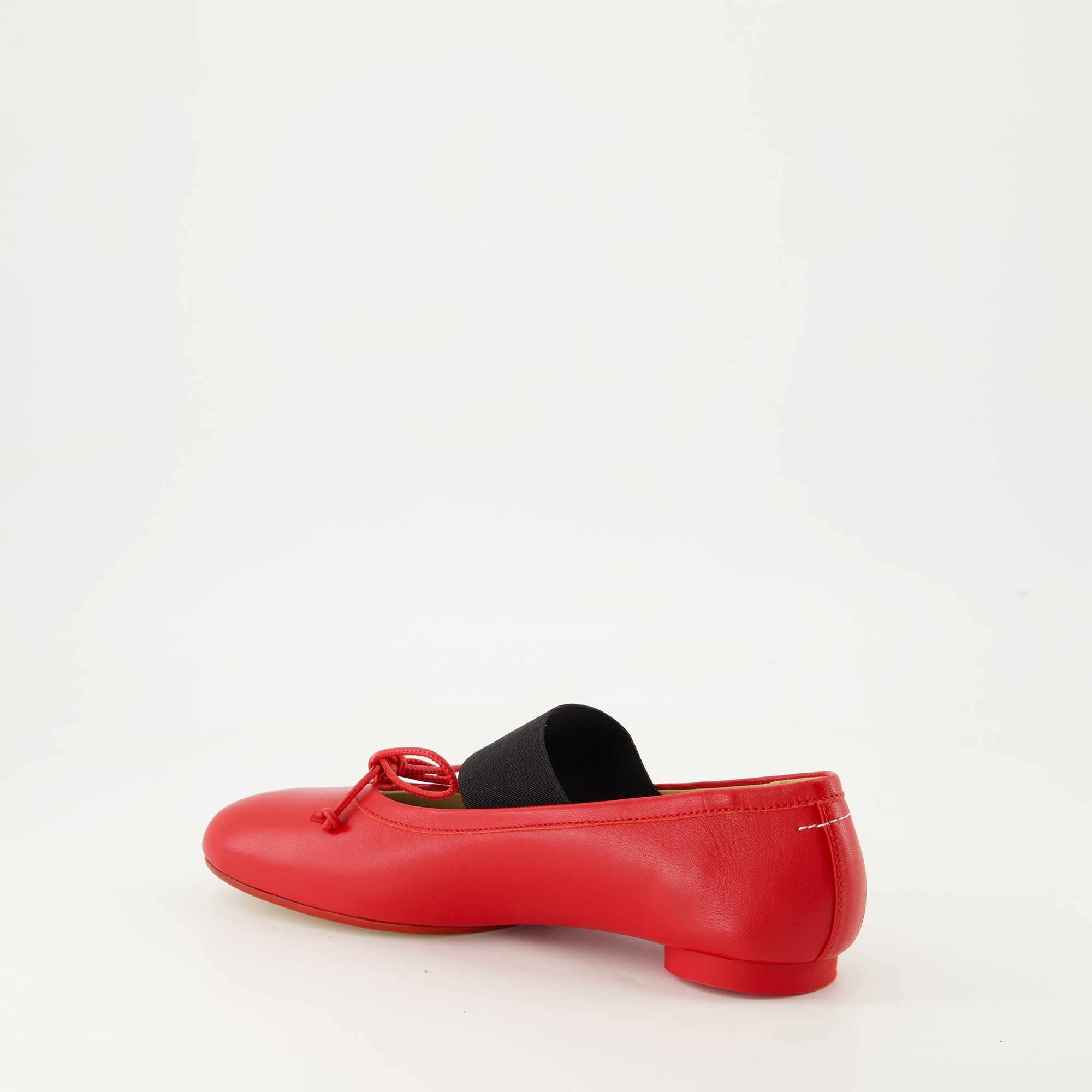 red leather ballet flats, MM6 Anatomic shoes, Autumn-Winter 2024 footwear, luxury flats, designer ballet flats