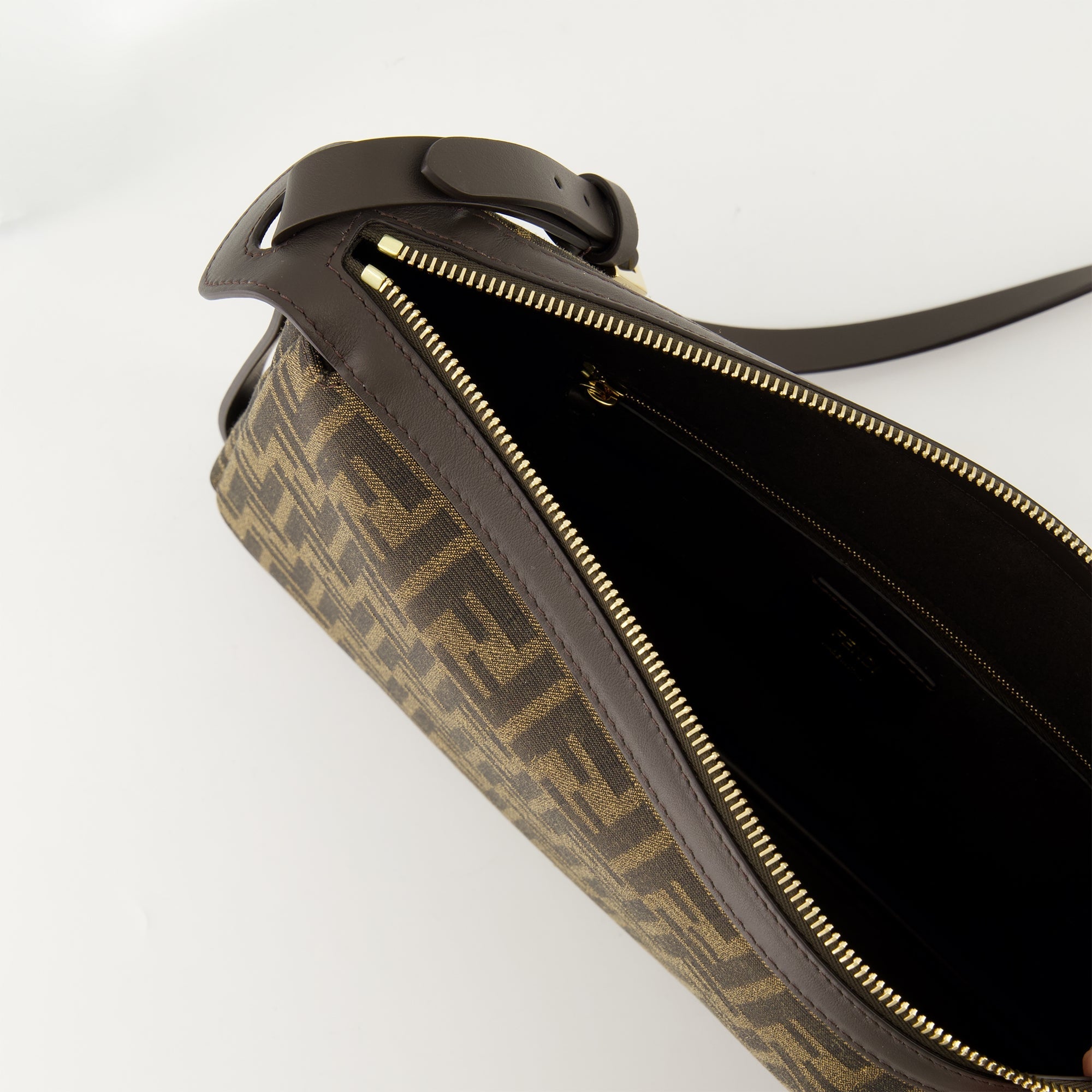 Fendi bag, FF print bag, shoulder bag, designer handbag, autumn-winter fashion