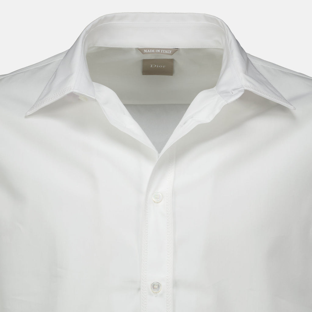 Camisa branca de algodão bordado