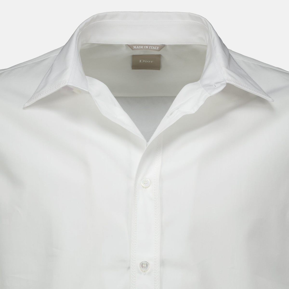 Camisa branca de algodão bordado
