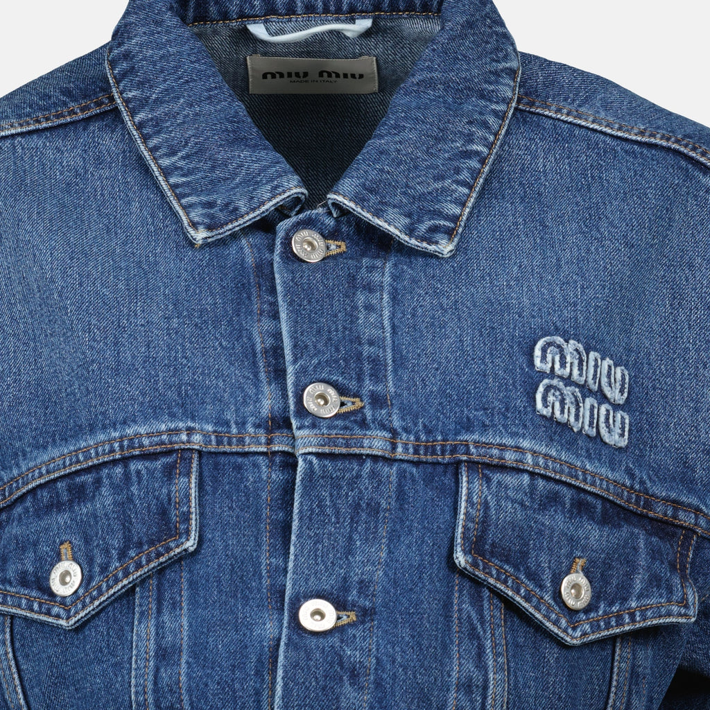 Image d'une veste en jean courte de Miu Miu pour femmes - Saison Printemps-Été 2026 - Vue détaillée 2