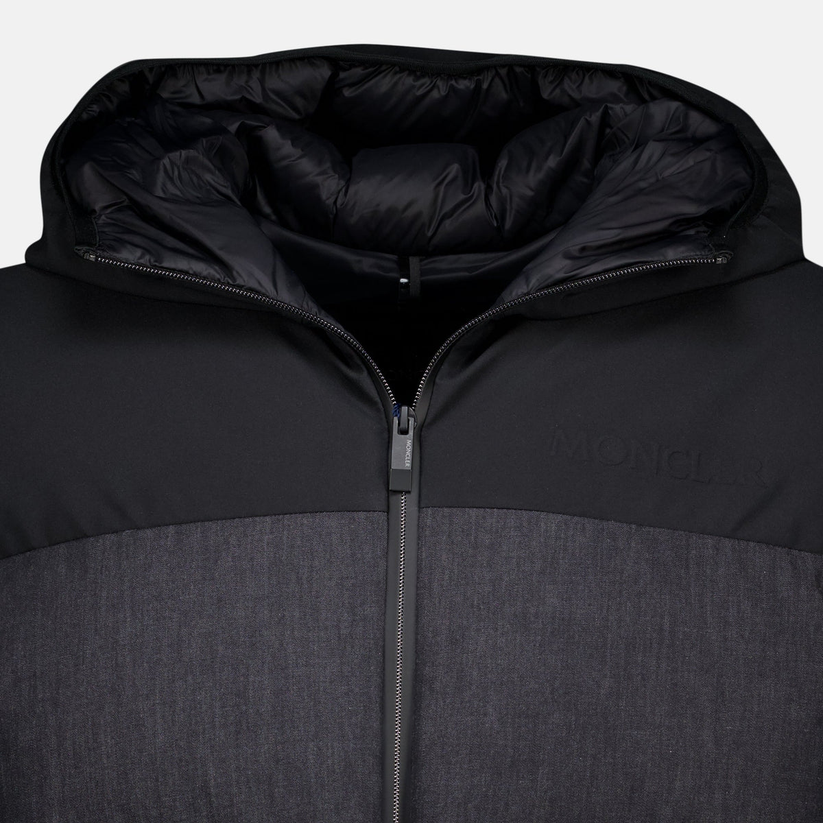 Chaqueta de plumón negra Oulojoki