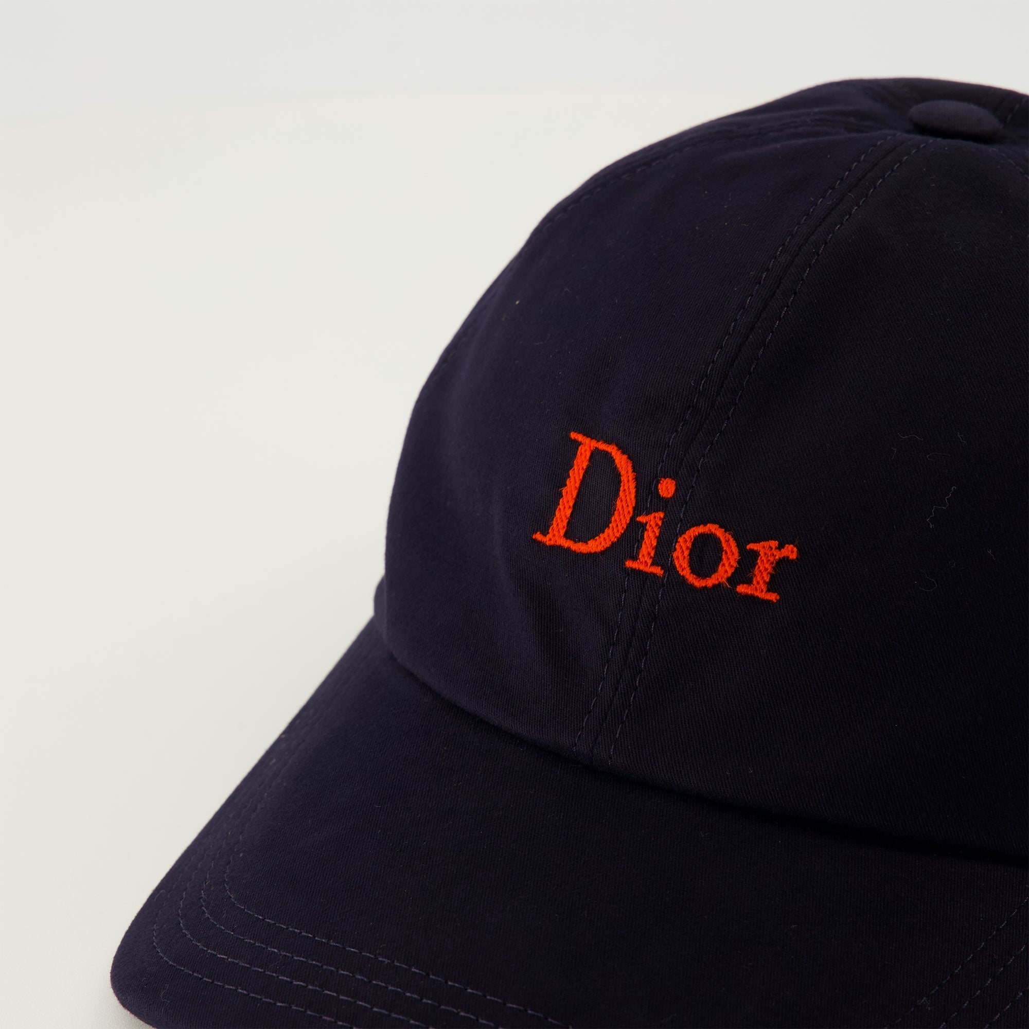 Brodert marineblå caps