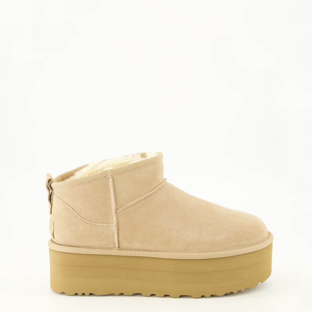 Classic Ultra Mini Platform 부츠