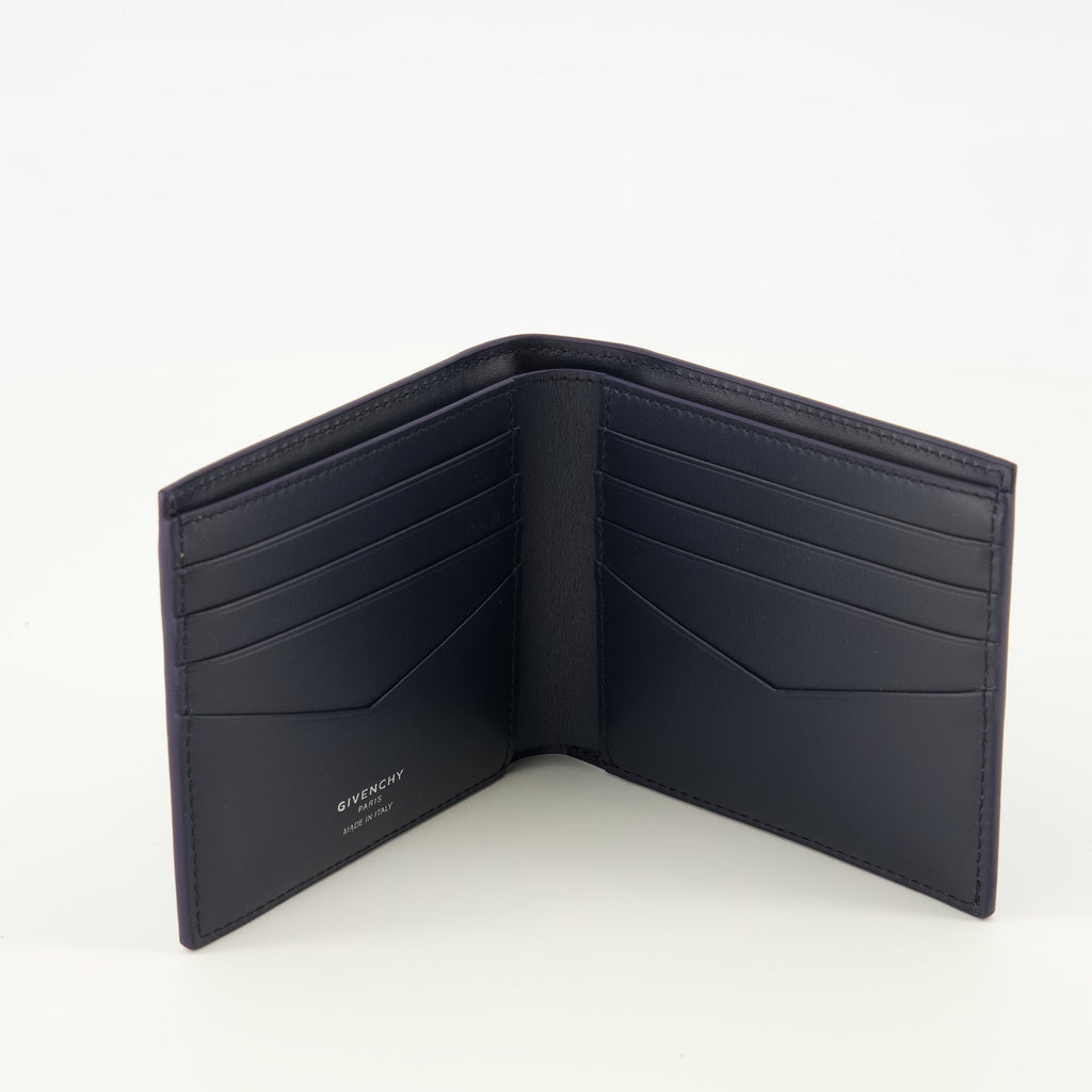 Imagen de una billetera de cuero azul marino de Givenchy para hombres - Temporada primavera-verano 2026 - Vista de detalle 1
