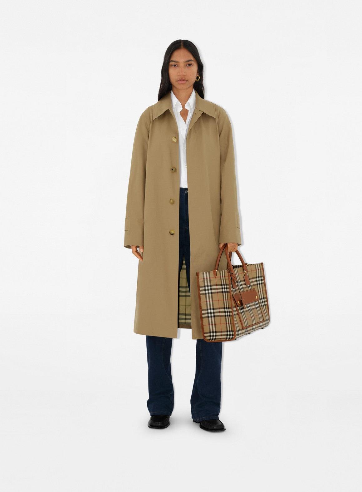 Freya tote, canvas handbag, check pattern bag, Burberry collection, autumn-winter 2024