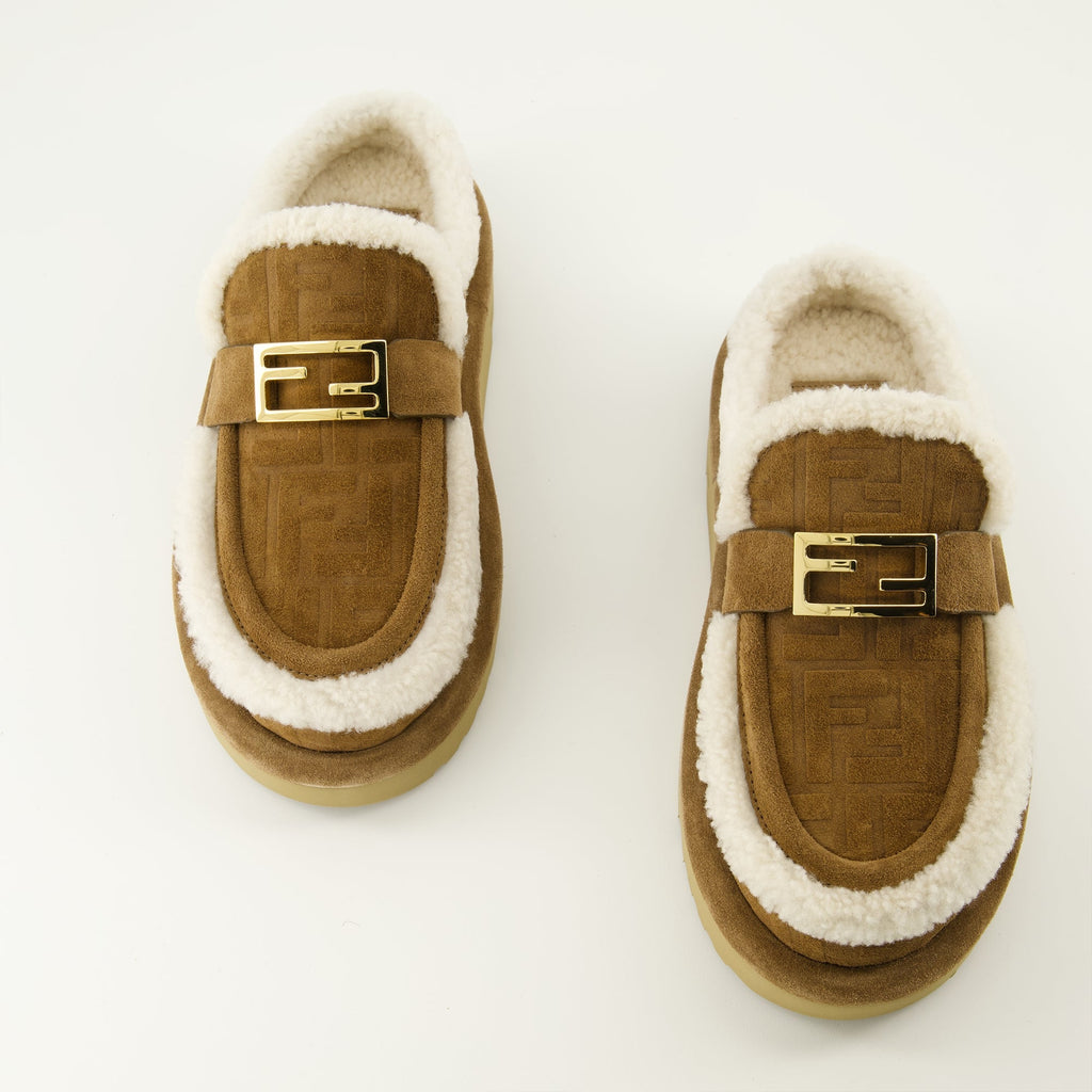 brown clogs, suede footwear, Fendi collection, winter shoes, après-ski clogs