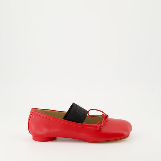 red leather ballet flats, MM6 Anatomic shoes, Autumn-Winter 2024 footwear, luxury flats, designer ballet flats