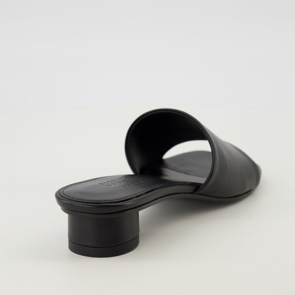 Image de Sandales Anatomiques par Mm6 pour Femmes - Saison Printemps-Été 2026 - Vue Arrière