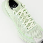 Imagen de zapatillas verdes MM6 x Salomon de Mm6 para mujeres - Temporada Primavera-Verano 2025 - Vista de detalle superior