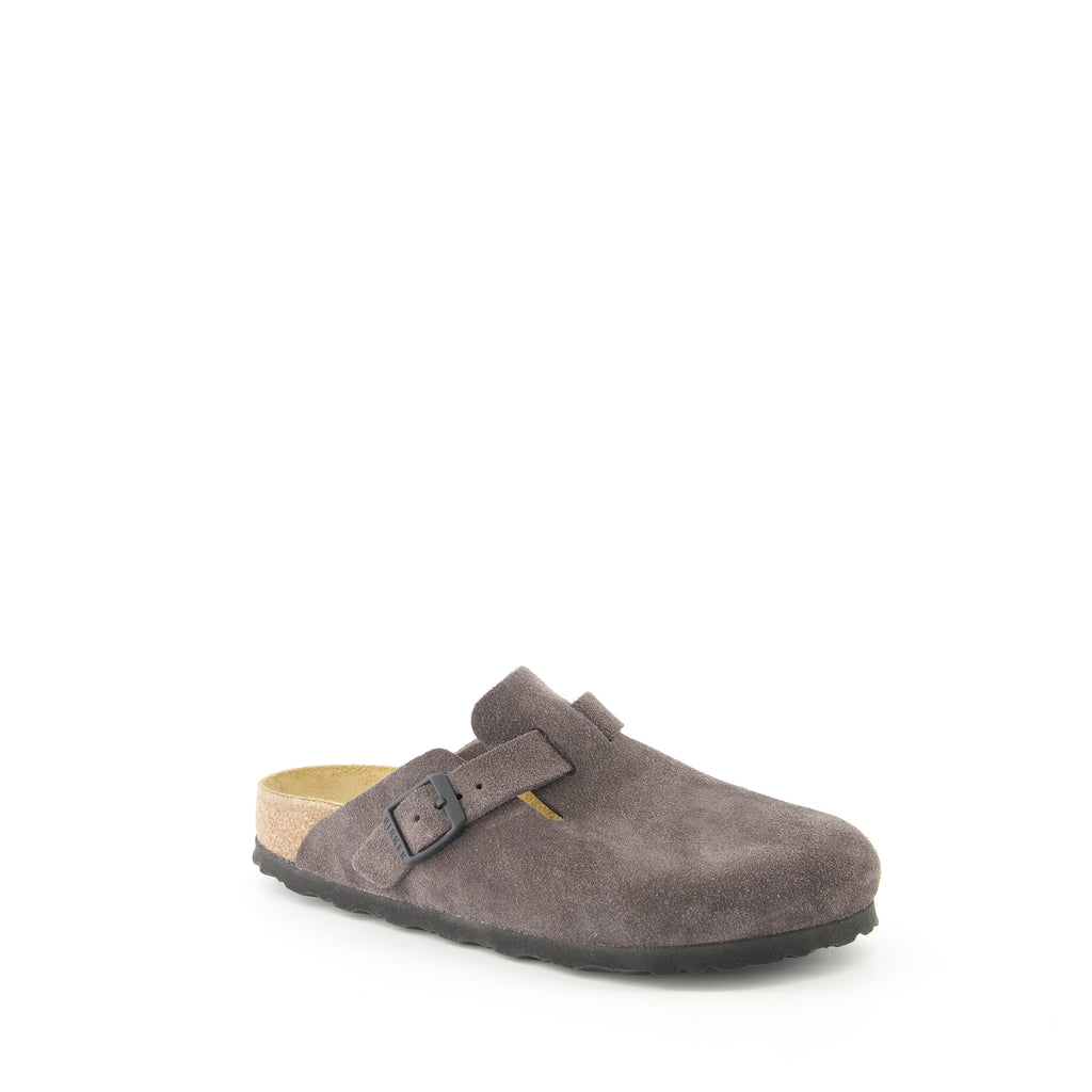 Image des mules Boston de Birkenstock pour femmes - Saison Printemps-Été 2025 - Vue avant droite en trois quarts