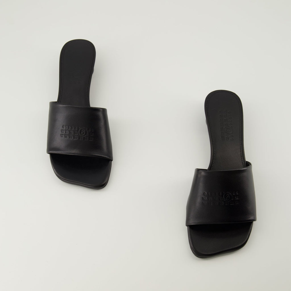 Image de Sandales Anatomiques par Mm6 pour Femmes - Saison Printemps-Été 2026 - Vue de Dessus du Paire