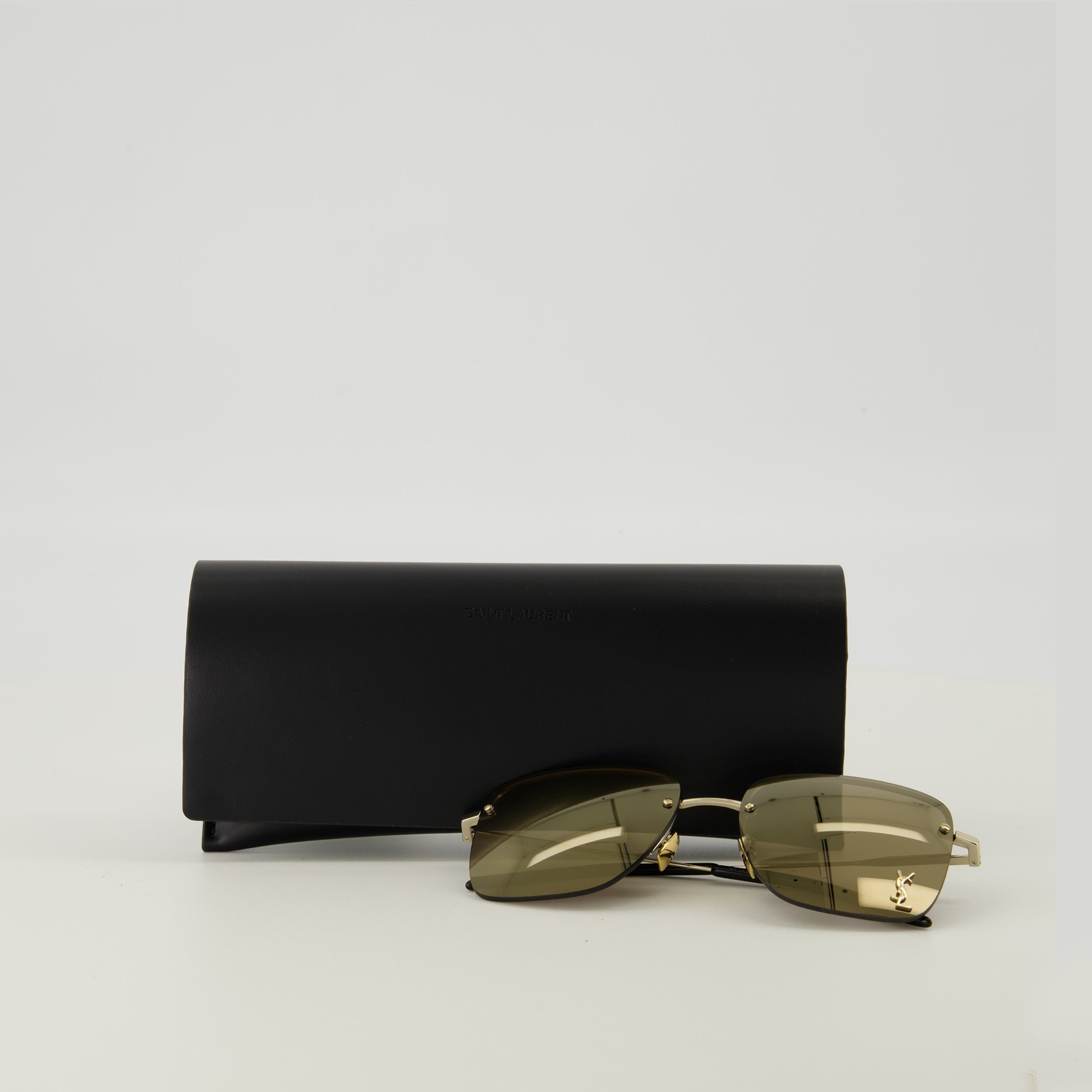 Image of SL312 M Gold Sunglasses by Saint Laurent for Unisex - Season Spring-Summer 2026 - Detail View 2