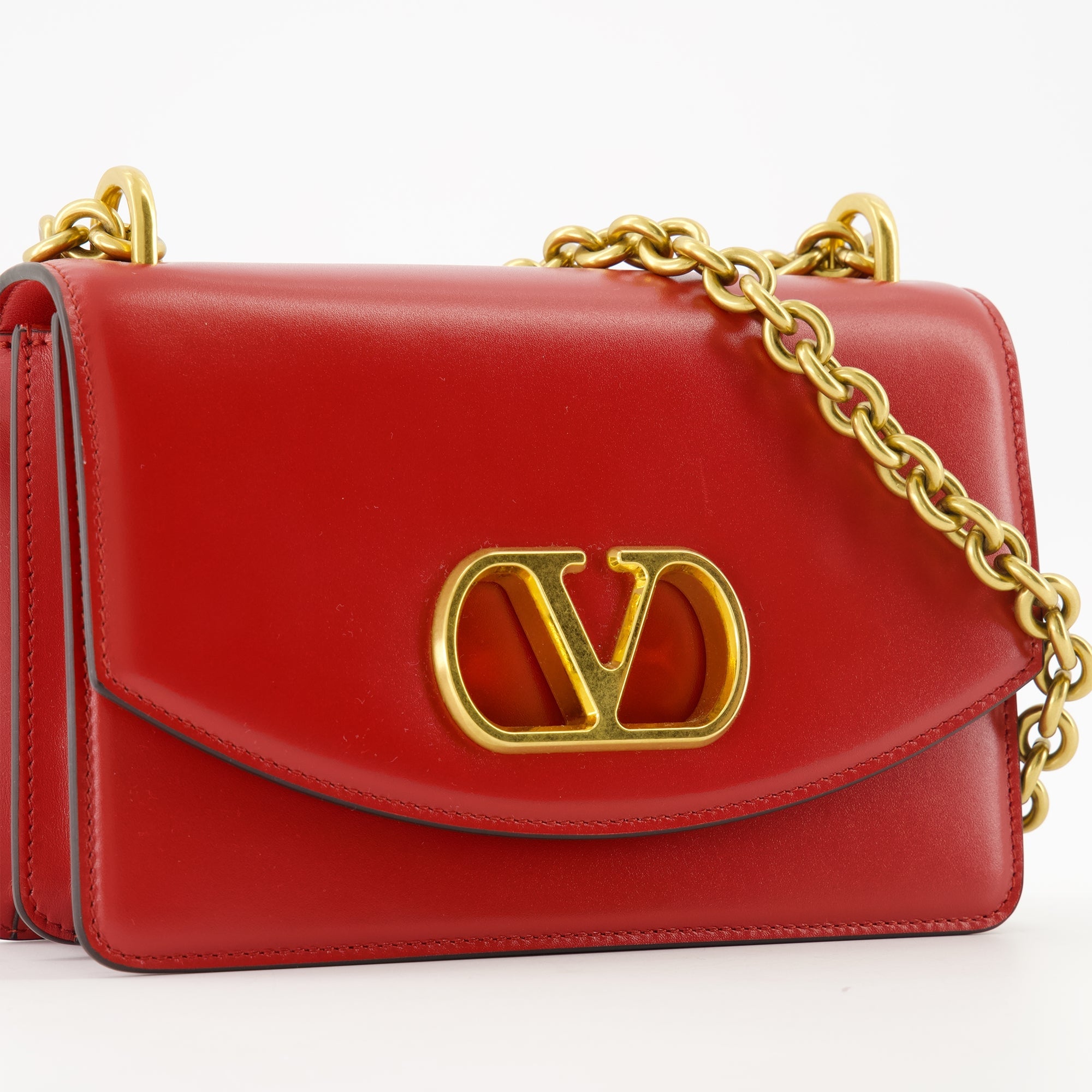 VLogo Vain, red leather bag, Valentino Garavani, luxury accessories, women’s handbags