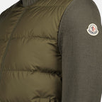 Bilde av Kakhi Zip Cardigan fra Moncler for menn - Sesong Høst-Vinter 2025 - Detaljvisning 1