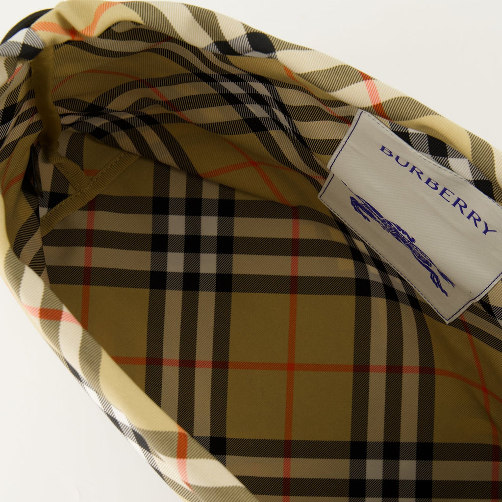 Burberry pocket square, checkered pocket square, autumn winter accessories, men's pocket accessories, Burberry check pattern