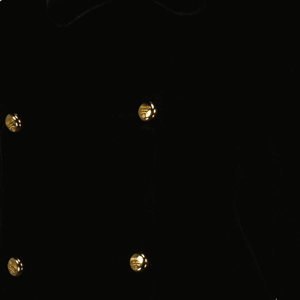 프라다의 여성용 검은색 인조 모피 코트 이미지 - 2025 봄-여름 시즌 - 상세 보기 5