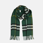Imagen de bufanda a cuadros verdes de Burberry para unisex - Temporada Otoño-Invierno 2025 - Vista frontal