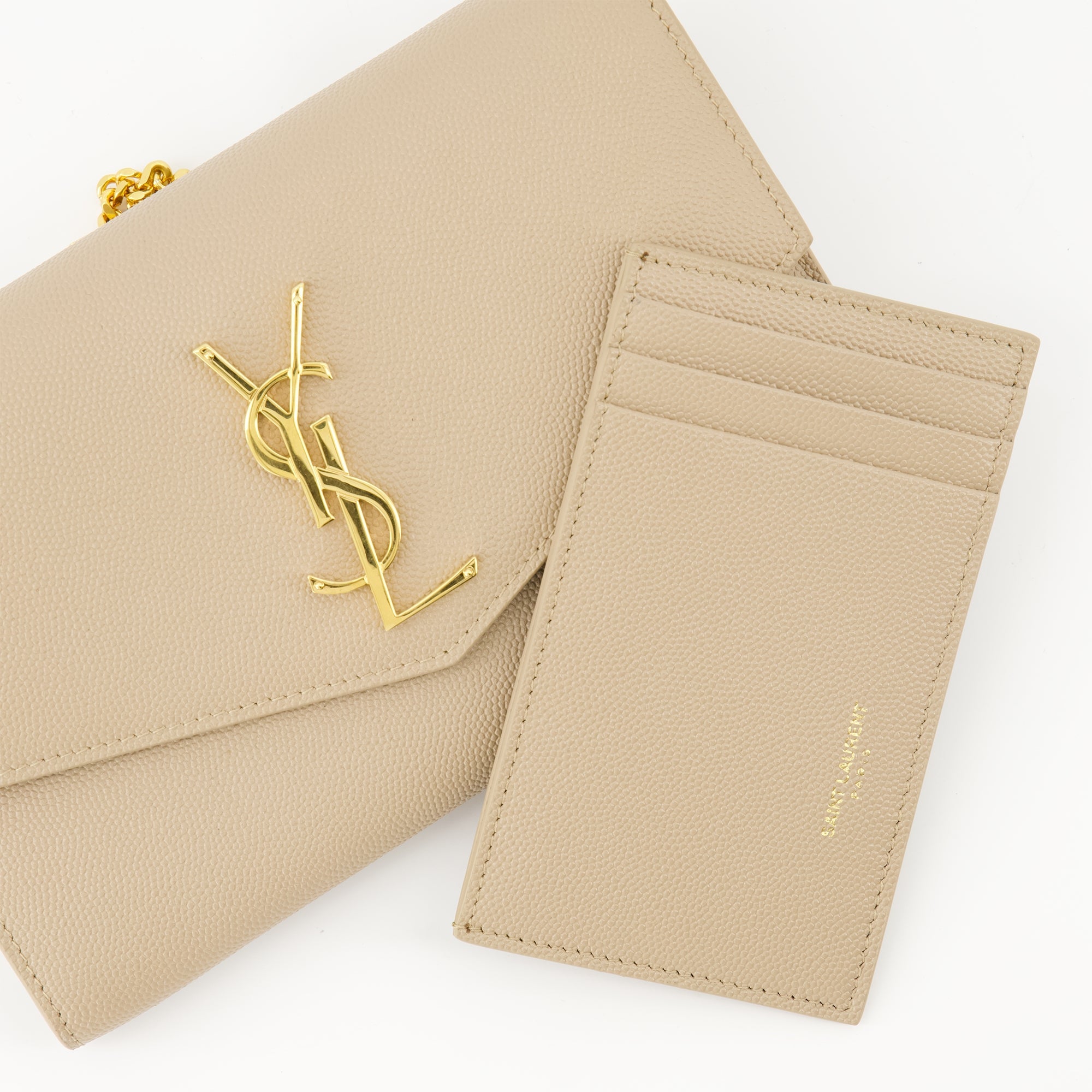 Image of Uptown Beige Chain Pouch by Saint Laurent for Women - Season Spring-Summer 2025 - Detail View 1