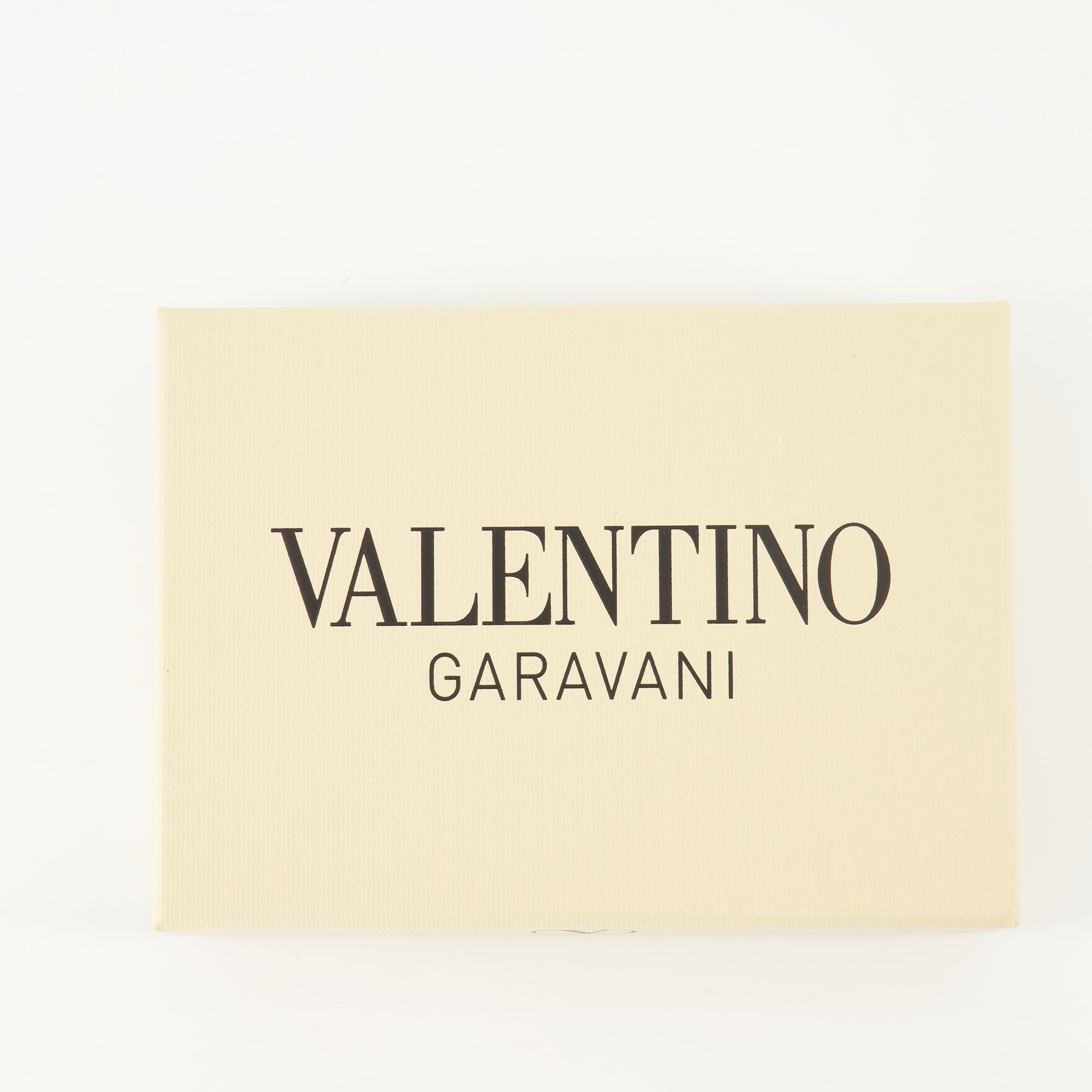 Valentino Garavani cardholder, Quiltie 67 accessory, luxury leather cardholder, VLogo Signature cardholder, black leather wallet