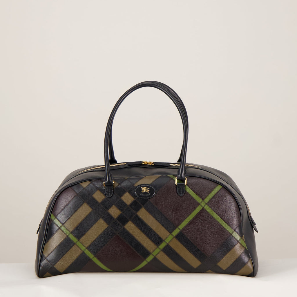 Burberry Highlands bag, luxury bowling bag, fashionable accessories, premium buffalo leather, autumn winter handbag