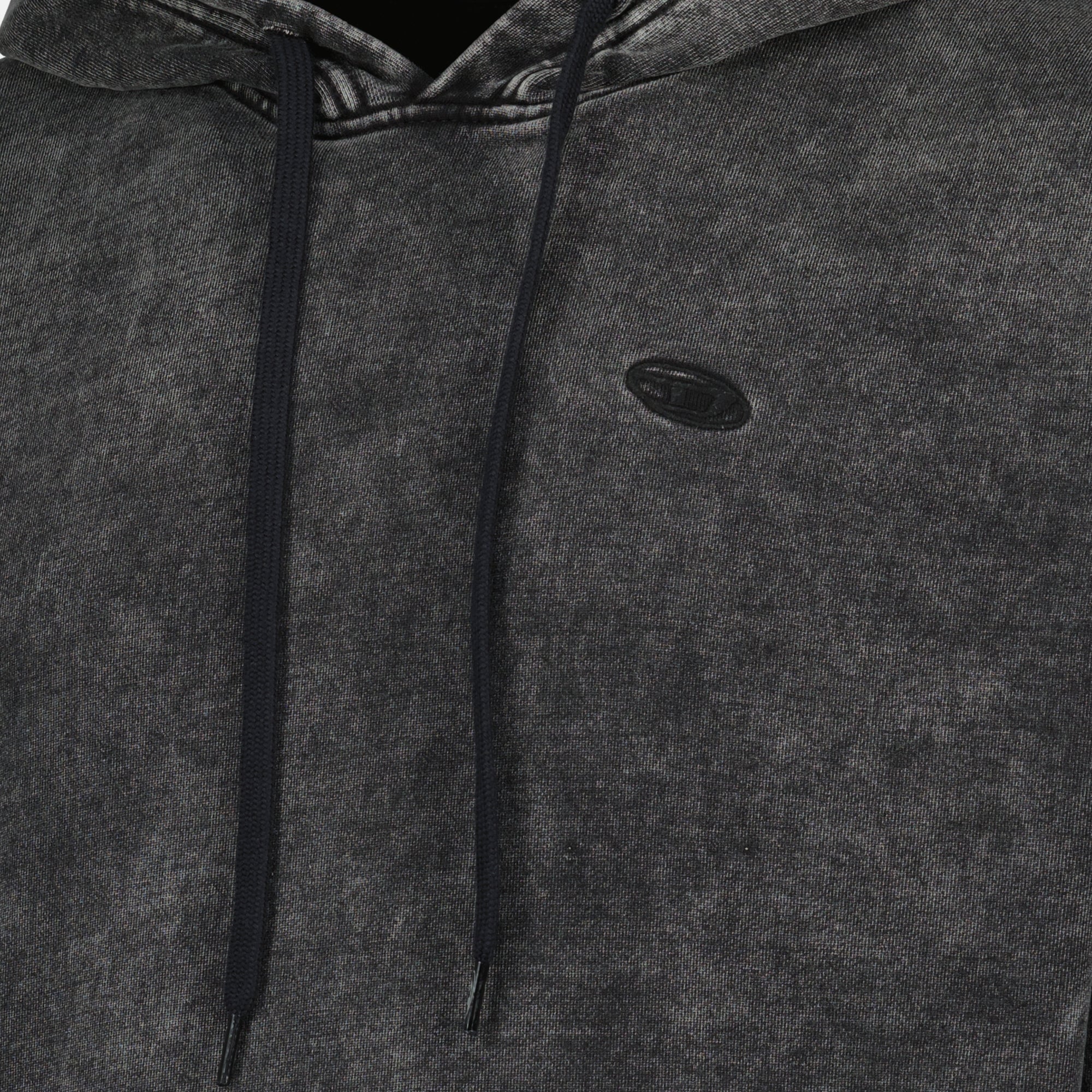 Image of Sweat à Capuche Effet Denim Gris by Diesel for Men - Season Spring-Summer 2026 - Detail View 1